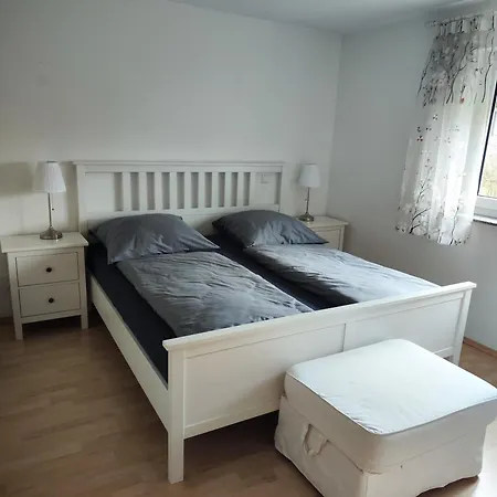 Gemuetliche 2,5- Zimmer- Am Wasserturm In Apartment *