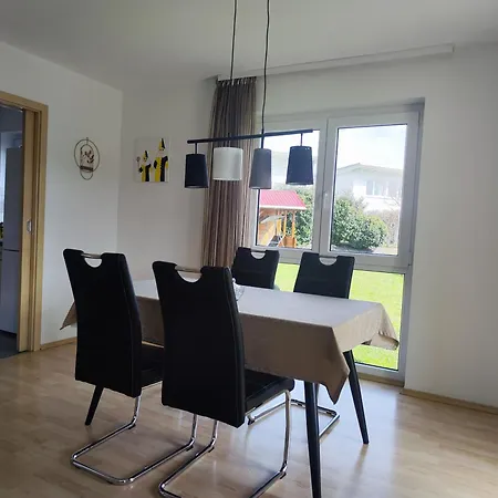 Gemuetliche 2,5- Zimmer- Am Wasserturm In Apartment *