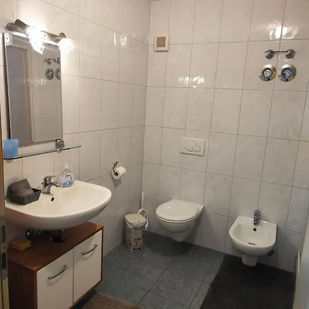 Gemuetliche 2,5- Zimmer- Am Wasserturm In Apartment *