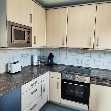 Gemuetliche 2,5- Zimmer- Am Wasserturm In Apartment